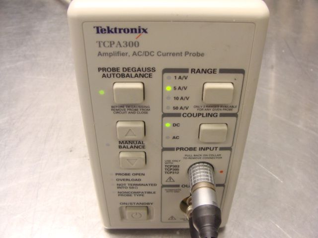 Tektronix TCPA300 AC DC Current Probe Amplifier W TCP305 50Adc Current